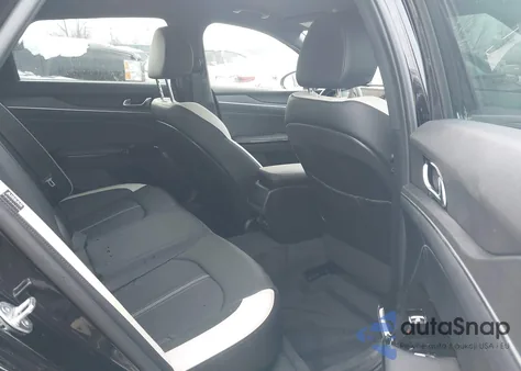 2025 Kia K5 Gt-Line z USA, uszkodzony, nr VIN KNAG64J7XS5295658